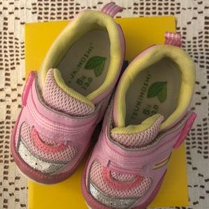 Tsukihoshi baby girl sneakers size 5.5